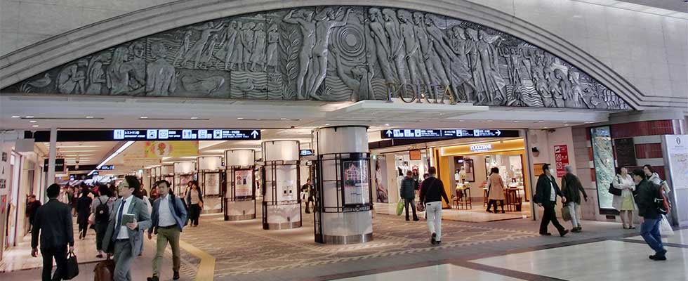 横浜駅そごう口